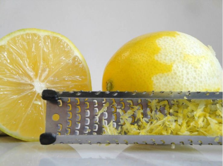 Picture Suggesting Frozen Lemons Kill Cancer, 10,000 Times Stronger than Chemotherapy
