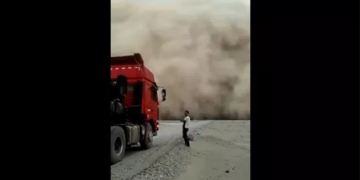 Image about Huge Clouds Falling on Ground in China, Video