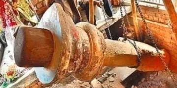 Image about Excavation in Ayodhya Found This Shivalinga