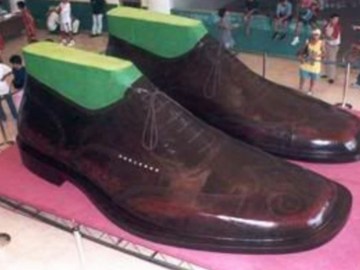 Image of Largest Pair of Shoes in the World, Photograph