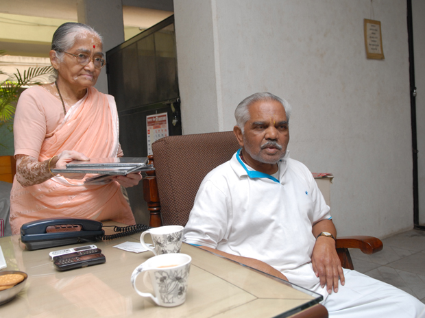 Image of Nana Godse and his wife