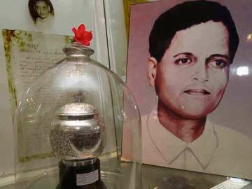 Image about Godse's Ashes Not Released in River Till Date